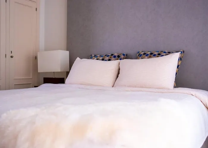 Seaside Elegance With Sea View Apartment