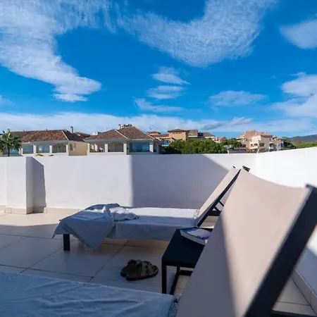 Seaside Elegance With Sea View Apartment *