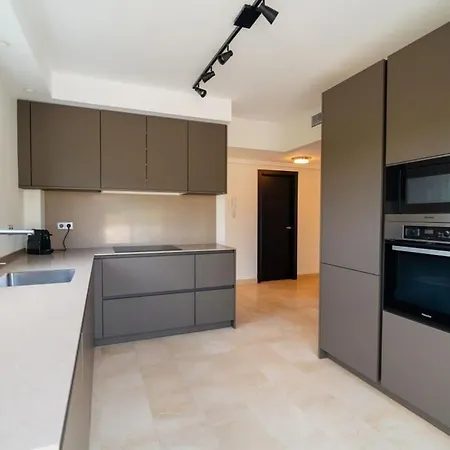 Apartment Seaside Elegance With Sea View *