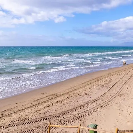 Seaside Elegance With Sea View Lejlighed Marbella