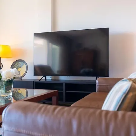 Lejlighed Seaside Elegance With Sea View *