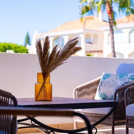 Seaside Elegance With Sea View *