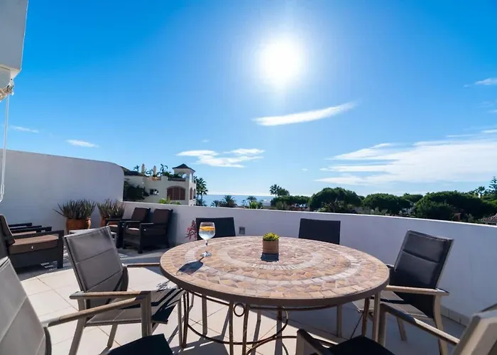 Seaside Elegance With Sea View *