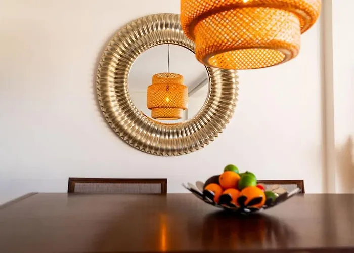 Daire Seaside Elegance With Sea View Marbella