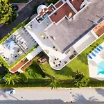 Seaside Elegance With Sea View