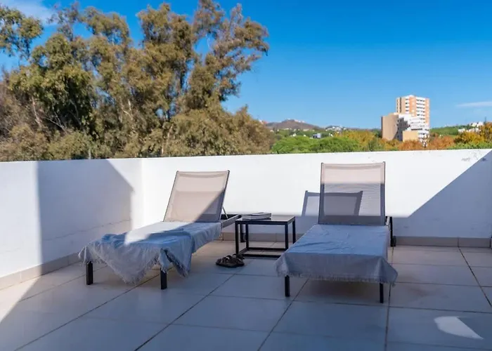 Seaside Elegance With Sea View *