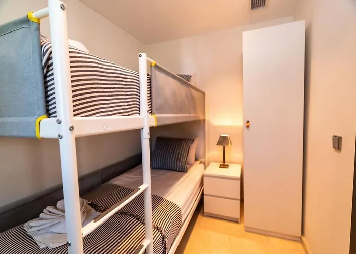 Seaside Elegance With Sea View Apartman Marbella