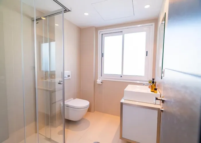 Seaside Elegance With Sea View *