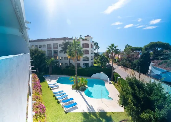 Apartman Seaside Elegance With Sea View